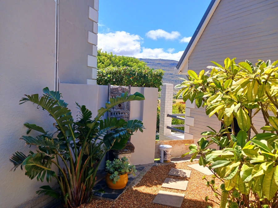 To Let 1 Bedroom Property for Rent in Fish Hoek Western Cape